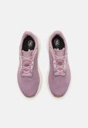 New Balance Fresh Foam Arishi V4 Sneaker in Lilac Chalk Lilac 8