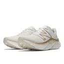 New Balance Fresh Foam More V4 Women's - White - 6