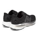 New Balance Fresh Foam x 860v13 2E Wide Mens Running Shoe - Black/White
