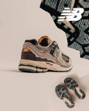 New Balance Men's 2002R Rain Cloud/Magnet - Size 10