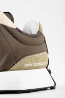 New Balance Men's 327 True Camo/Vibrant Orange - Size 8