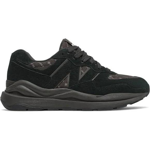 New Balance Men's Black Sneakers - 43 - AfterPay & zipPay Available