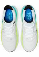 New Balance Men's Fresh Foam x More V4 White/Electric Teal - Size 7