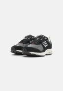 New Balance Men's M2002REB | Sepia | Magnet Sneakers, Black, US 5, Suede | Above The Clouds