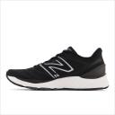 New Balance Men's MSOLVV4 Black/White - Size 7