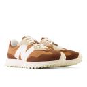 New Balance - Mens 327 Sneakers in Brown & White