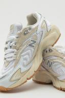 New Balance ML725T