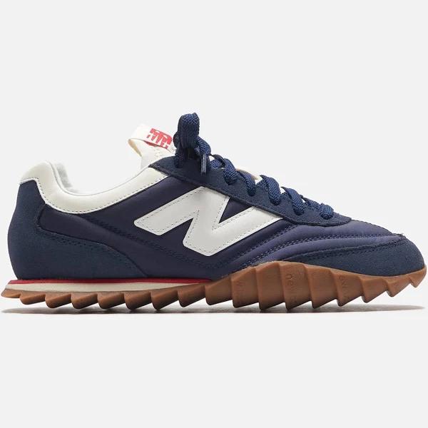 New Balance RC30