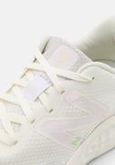 New Balance Running Fresh Foam Arishi V4 Trainers in White