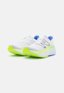New Balance Running Fresh Foam More Trainers in White and Green