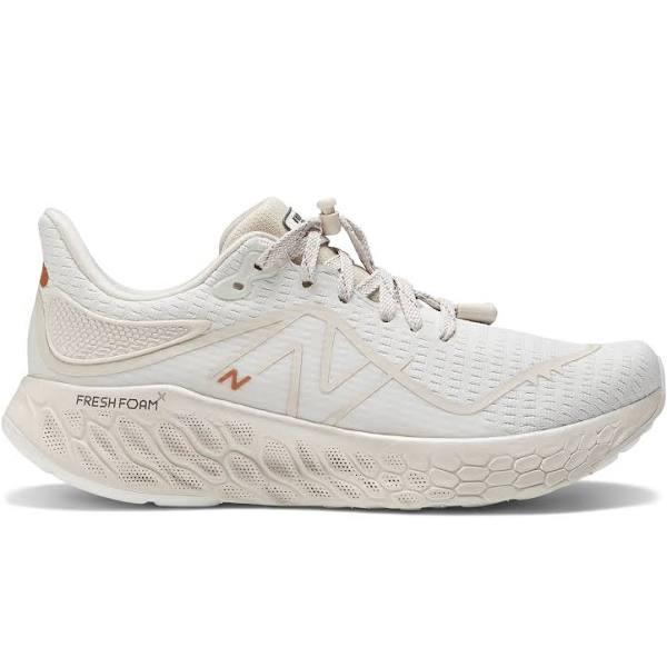 New Balance Running Fresh Foam x 1080v12 Trainers in White and Gold
