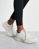 New Balance Running Fresh Foam x 1080v12 Trainers in White and Gold