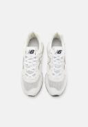 New Balance Unisex 574 Grey/White - Size 4