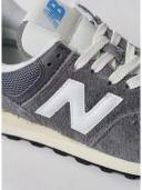 New Balance Unisex 574 Grey/White - Size 5