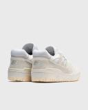 New Balance Women's 550 Sea salt/macadamia Nut/White - Size 7