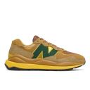 New Balance Women's 57/40 Sea Salt/Sporty Pink - Size 9.5