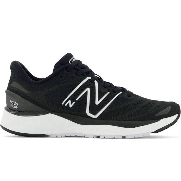 New Balance Women's WSOLVV4 Black/White - Size 5.5