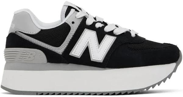 New Balance Women Sneakers - Black / 41