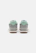New Balance - Womens 574+ Sneakers in Grey