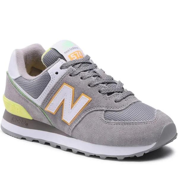 New Balance - Womens 574+ Sneakers in Grey