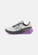 New Balance Womens Nitrel V5 B US 7.5