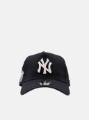 New Era 9Forty Side Patch K-frame Snapback New York Yankees - Black / Ivory
