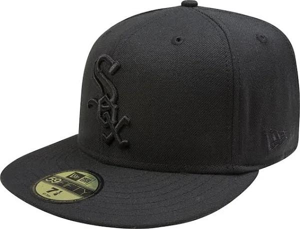New Era Chicago White Sox Blackout Basic 59Fifty Fitted Hat, Black / 7 5/8