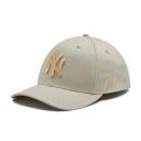 New Era League Essential 9Fifty New York Yankees Hat (Stone)