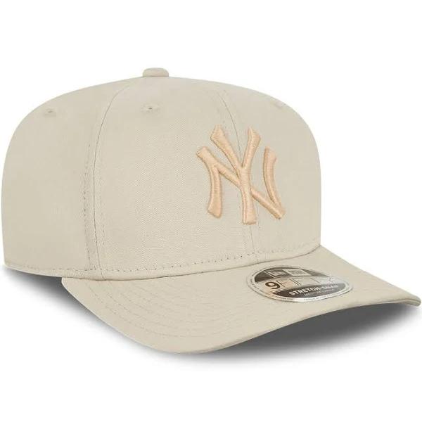 New Era League Essential 9Fifty New York Yankees Hat (Stone)