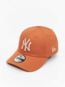 New Era League Essential 9Forty New York Yankees Cap Orange Beige