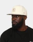 New Era New York Yankees 59Fifty Fitted Chrome White