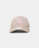 New Era New York Yankees 9Forty A-Frame Cloth Strap Camel Pink