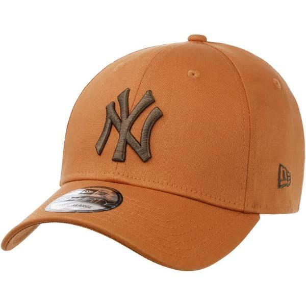 New Era New York Yankees 9Forty Cloth Strap Desert