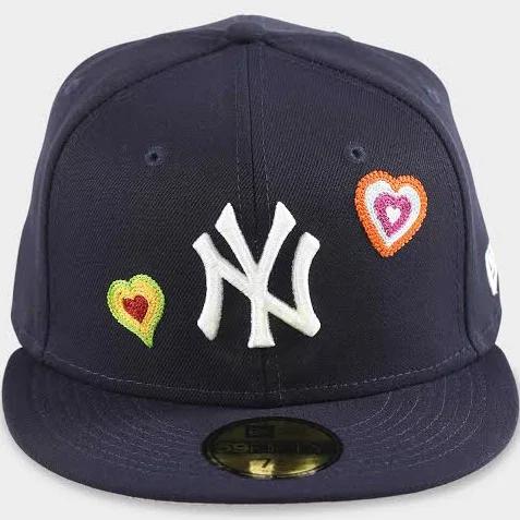 New Era New York Yankees Chainstitch Heart 59FIFTY Fitted