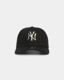 New Era New York Yankees 'Metal Badge' 9Forty K-frame Snapback Black/Gold Metallic