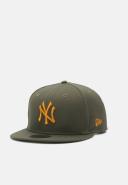 New Era New York Yankees MLB 9Fifty League Essential Baseball Cap - Green S/M