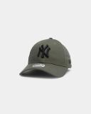New Era Women's New York Yankees 9Forty Strapback Olive/Black