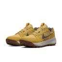 Nike ACG Lowcate Shoes - Yellow