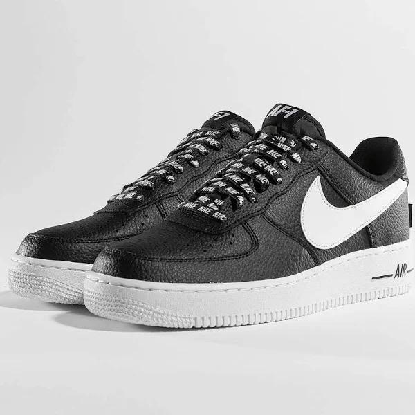 Nike Air Force 1 LV8 - Black