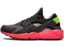 Nike Air Huarache Bred