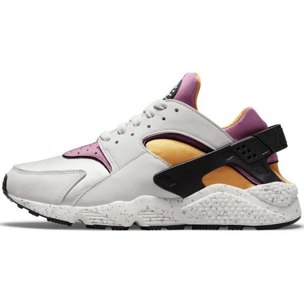 Nike Air Huarache University Gold Pink