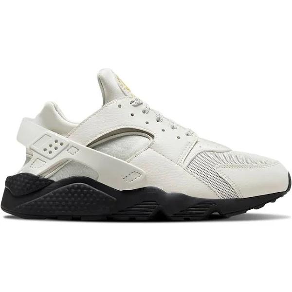 Nike Air Huarache White Sail | Size 6