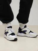 Nike Air Huarache Women's Shoes - White