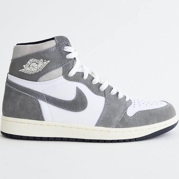 Nike | Air Jordan 1 Retro High OG 'Washed Black' Sneakers BLK/FIRE RED-WHT-LT Smoke Gry / 8