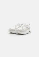 Nike Air Max Bliss LX Women's Shoes - White