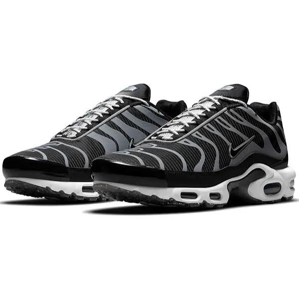 Nike Air Max Plus Men's Shoe - Black