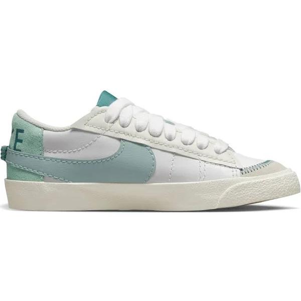 Nike Blazer Low '77 Jumbo Women's Shoes - White
