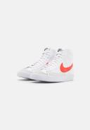 Nike Blazer Mid '77 Vintage White/Picante Red - Size 14