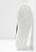 Nike - Blazer Mid Rebel Sneakers, White