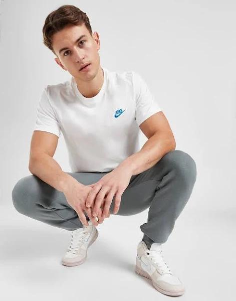 Nike Club T-Shirt - White - XL